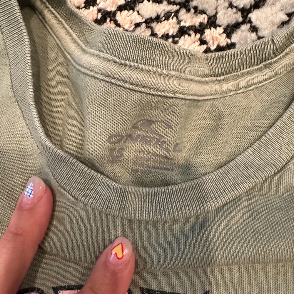 graphic tee - Picture 2 of 2